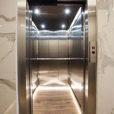 酒店 River House *